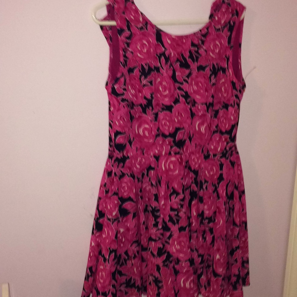pink and blue rose patterned dress